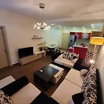 Spacious And Cozy Apartment